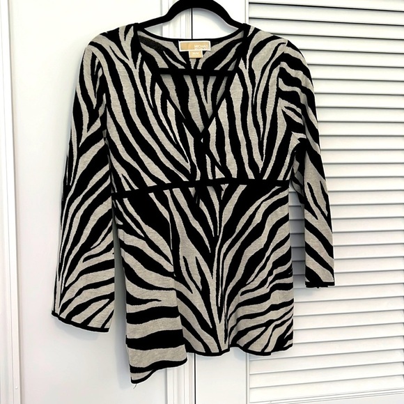 Michael Kors zebra long sleeve blouse - Picture 2 of 8